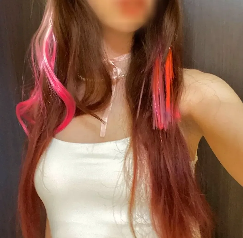 Jana, 22